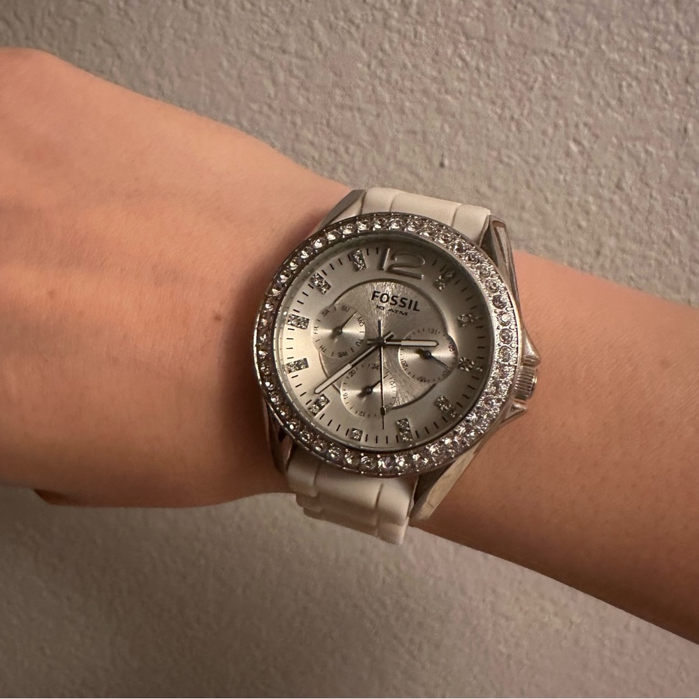 FOSSIL WATCH - Picture 2 of 4
